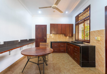 6 Bedroom Villa For Rent - Svay Dangkum, Siem Reap thumbnail