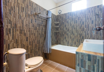 6 Bedroom Villa For Rent - Svay Dangkum, Siem Reap thumbnail