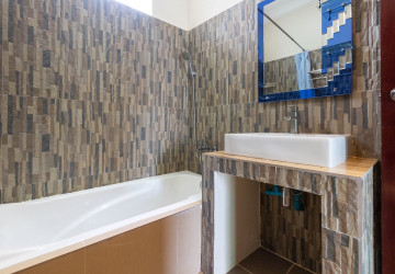 6 Bedroom Villa For Rent - Svay Dangkum, Siem Reap thumbnail