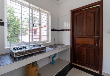 1 Bedroom Apartment For Rent - Svay Dangkum, Siem Reap thumbnail