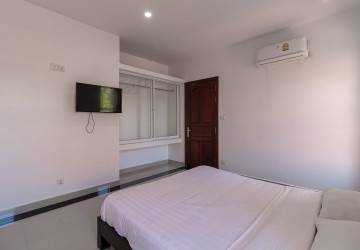 1 Bedroom Apartment For Rent - Svay Dangkum, Siem Reap thumbnail