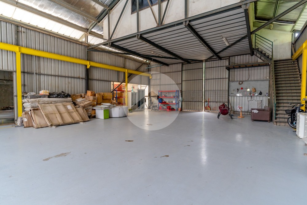 865 Sqm Land with 300 Sqm Warehouse For Sale - Takhmao, Kandal - Image 4 865 Sqm Land with 300 Sqm Warehouse For Sale - Takhmao, Kandal - Image 4