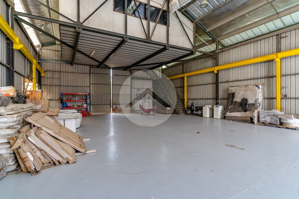 865 Sqm Land with 300 Sqm Warehouse For Sale - Takhmao, Kandal - Image 11 865 Sqm Land with 300 Sqm Warehouse For Sale - Takhmao, Kandal - Image 11