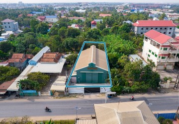 865 Sqm Land with 300 Sqm Warehouse For Sale - Takhmao, Kandal thumbnail