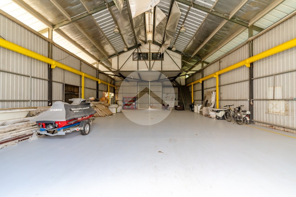 865 Sqm Land with 300 Sqm Warehouse For Sale - Takhmao, Kandal - Image 5 865 Sqm Land with 300 Sqm Warehouse For Sale - Takhmao, Kandal - Image 5