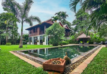 5 Bedroom Luxury Villa For Sale - Svay Dangkum, Siem Reap thumbnail