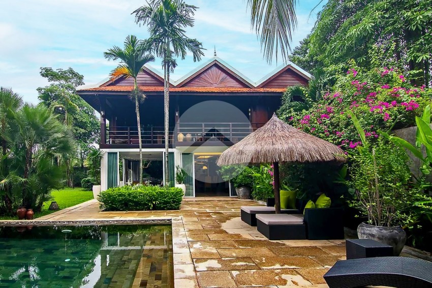 5 Bedroom Luxury Villa For Sale - Svay Dangkum, Siem Reap