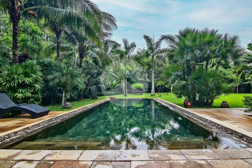 5 Bedroom Luxury Villa For Sale - Svay Dangkum, Siem Reap