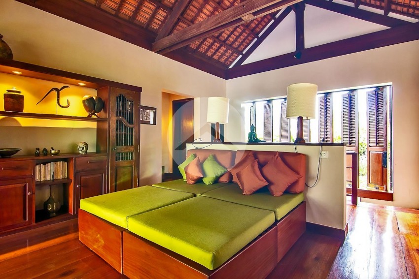 5 Bedroom Luxury Villa For Sale - Svay Dangkum, Siem Reap