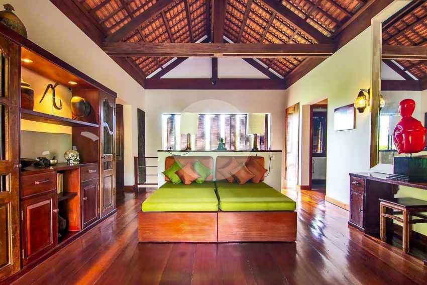 5 Bedroom Luxury Villa For Sale - Svay Dangkum, Siem Reap