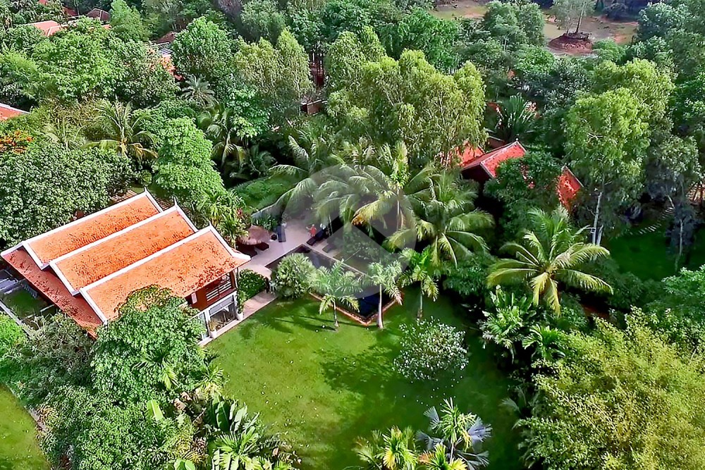 5 Bedroom Luxury Villa For Sale - Svay Dangkum, Siem Reap - Image 2