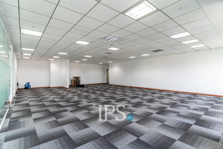 163 Sqm Office Space For Rent - Wat Phnom, Phnom Penh