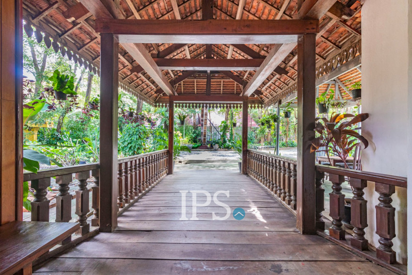 1 Bedroom Wooden House For Rent - Svay Dangkum, Siem Reap