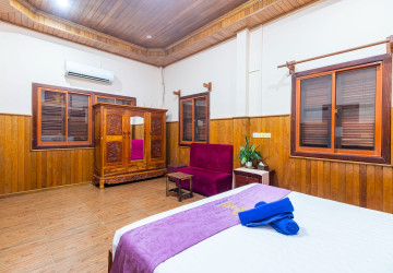 1 Bedroom Wooden House For Rent - Svay Dangkum, Siem Reap thumbnail