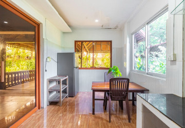 1 Bedroom Wooden House For Rent - Svay Dangkum, Siem Reap thumbnail