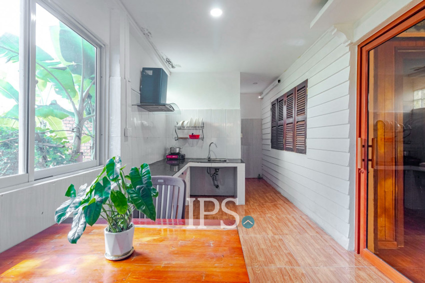 1 Bedroom Wooden House For Rent - Svay Dangkum, Siem Reap
