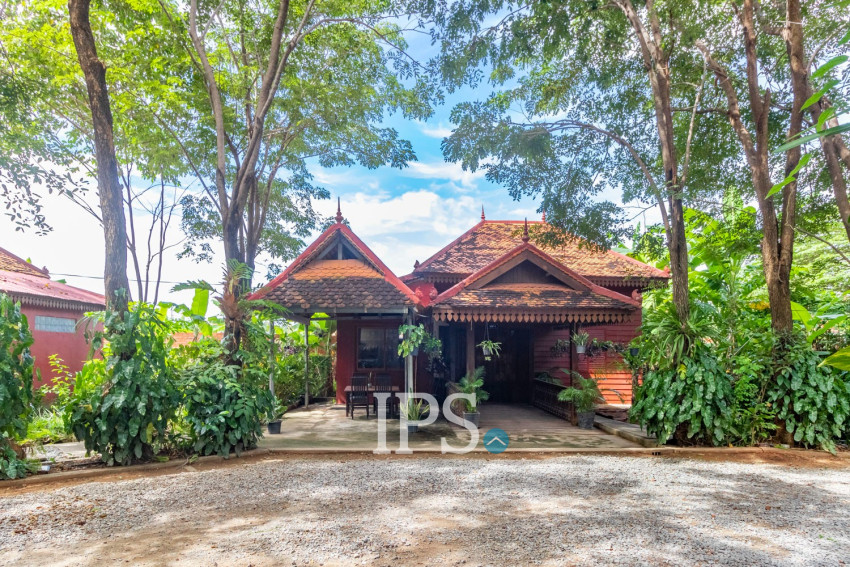 1 Bedroom Wooden House For Rent - Svay Dangkum, Siem Reap