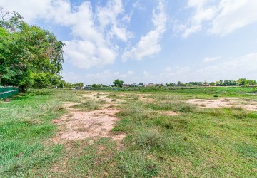 1,600 Sqm Land For Sale - Svay Dangkum, Siem Reap thumbnail