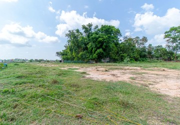 1,600 Sqm Land For Sale - Svay Dangkum, Siem Reap thumbnail