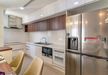 2 Bedroom Serviced Apartment For Rent - BKK1, Phnom Penh thumbnail
