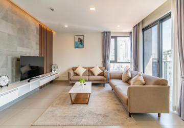 2 Bedroom Serviced Apartment For Rent - BKK1, Phnom Penh thumbnail