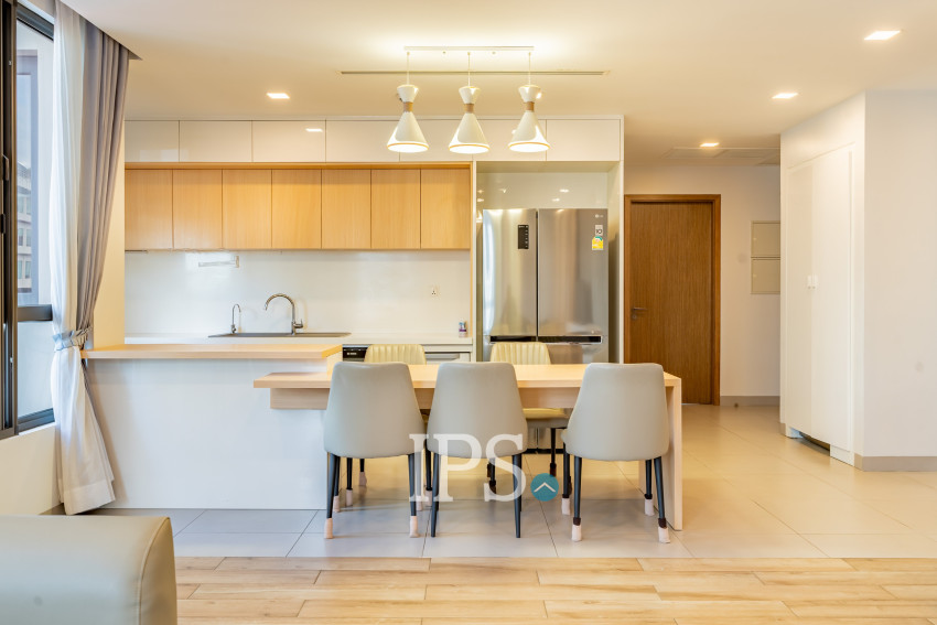 3 Bedroom Serviced Apartment For Rent - BKK1, Phnom Penh