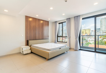 3 Bedroom Serviced Apartment For Rent - BKK1, Phnom Penh thumbnail