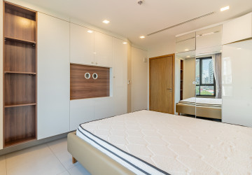 3 Bedroom Serviced Apartment For Rent - BKK1, Phnom Penh thumbnail