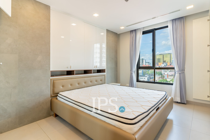 3 Bedroom Serviced Apartment For Rent - BKK1, Phnom Penh
