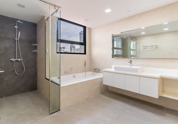 3 Bedroom Serviced Apartment For Rent - BKK1, Phnom Penh thumbnail