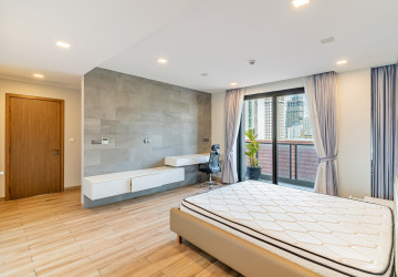 3 Bedroom Serviced Apartment For Rent - BKK1, Phnom Penh thumbnail