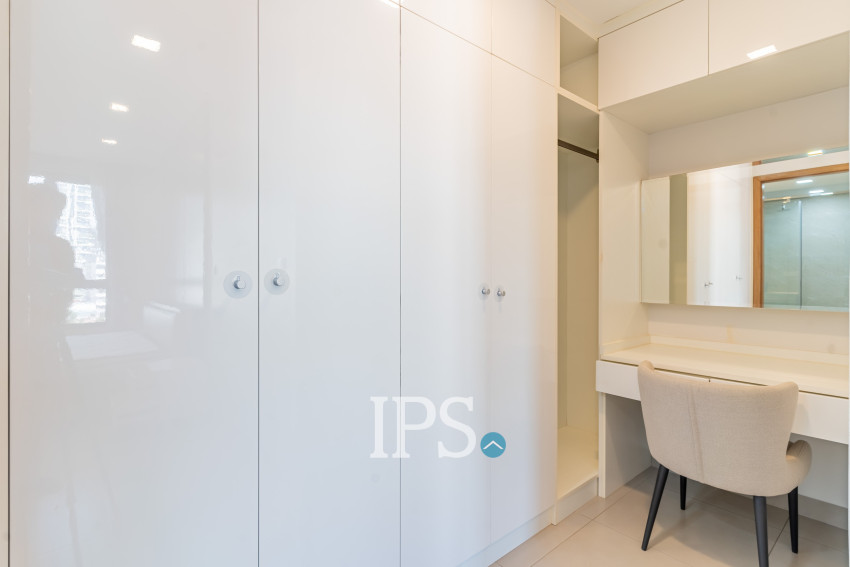 3 Bedroom Serviced Apartment For Rent - BKK1, Phnom Penh