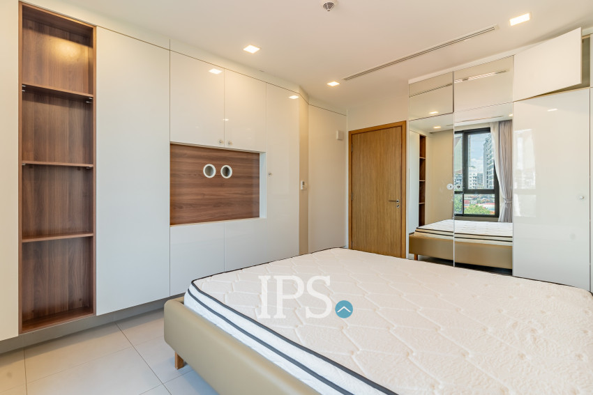 3 Bedroom Serviced Apartment For Rent - BKK1, Phnom Penh