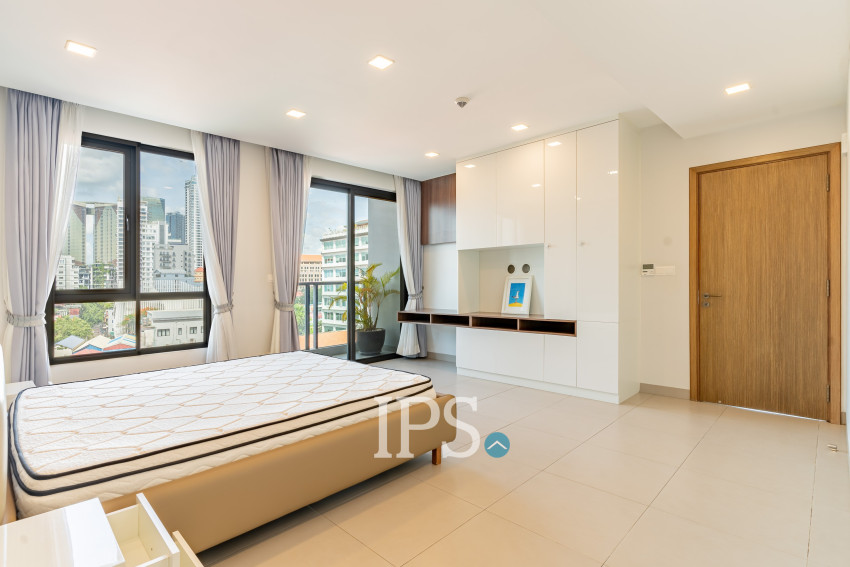 3 Bedroom Serviced Apartment For Rent - BKK1, Phnom Penh