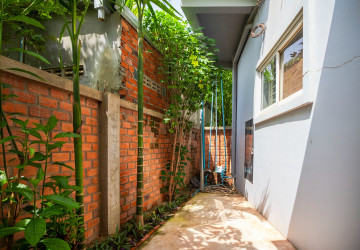 3 Bedroom Villa For Rent - Svay Dangkum, Siem Reap thumbnail