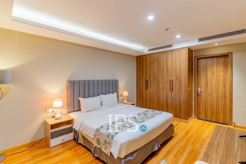 2 Bedroom Serviced Apartment For Rent - Tonle Bassac, Phnom Penh