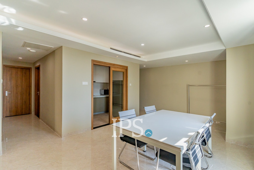 2 Bedroom Serviced Apartment For Rent - Tonle Bassac, Phnom Penh