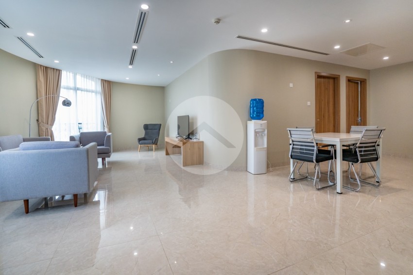 2 Bedroom Apartment For Rent - Tonle Bassac, Phnom Penh