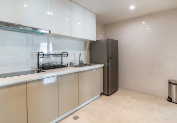 2 Bedroom Apartment For Rent - Tonle Bassac, Phnom Penh thumbnail