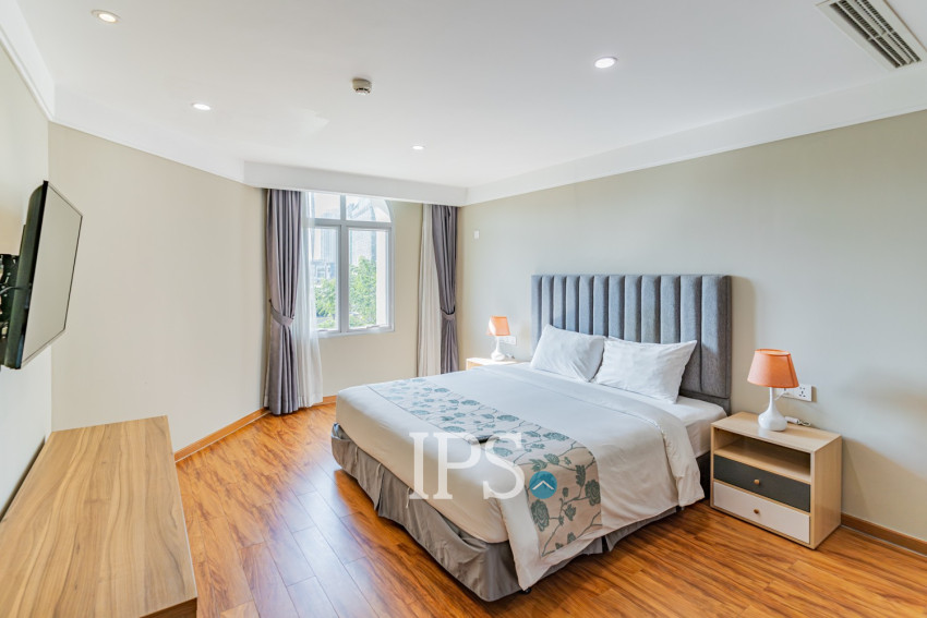 2 Bedroom Apartment For Rent - Tonle Bassac, Phnom Penh