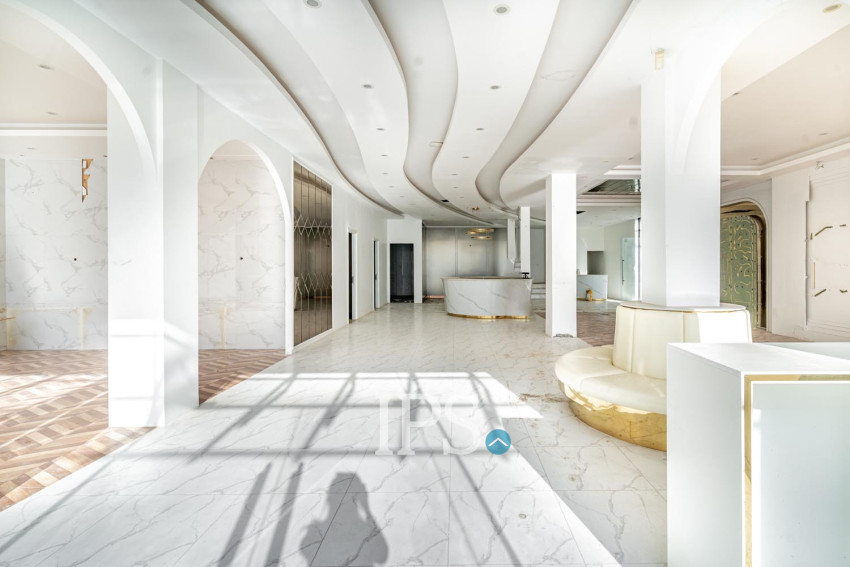 958 Sqm Commercial Building For Rent - BKK1, Phnom Penh