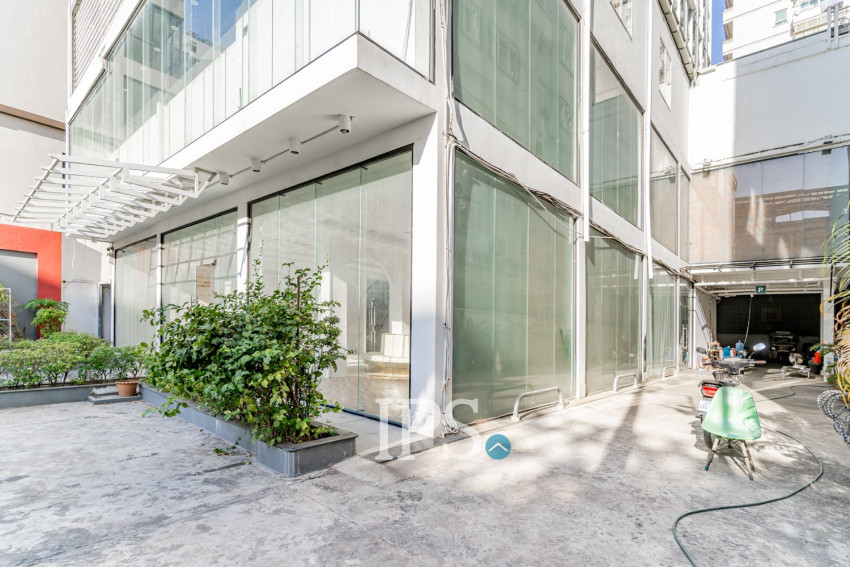 958 Sqm Commercial Building For Rent - BKK1, Phnom Penh