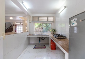 4 Bedroom House For Sale - Svay Dangkum, Siem Reap thumbnail