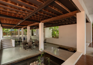 5 Bedroom  Villa For Sale - Sala Kamreuk, Siem Reap thumbnail