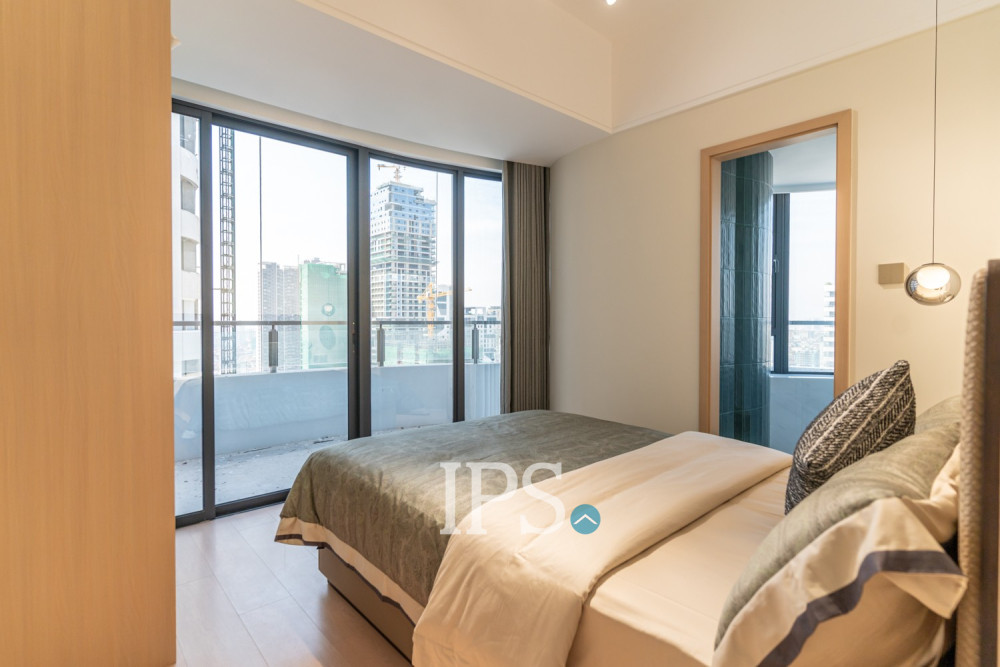 2 Bedroom Condo For Sale - Le Conde, BKK1, Phnom Penh - Image 9