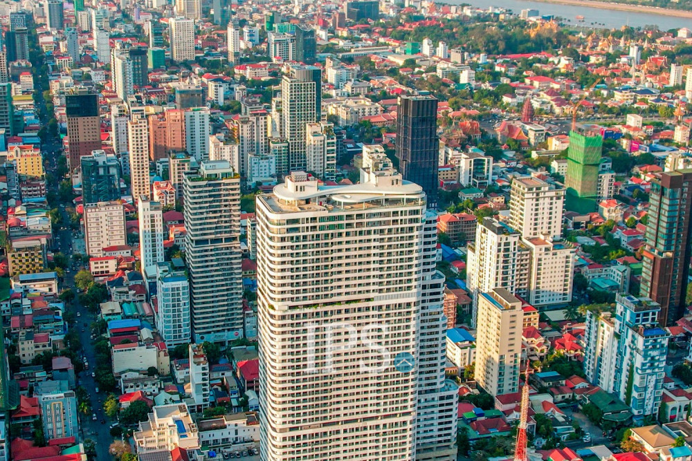 2 Bedroom Condo For Sale - Le Conde, BKK1, Phnom Penh - Image 27