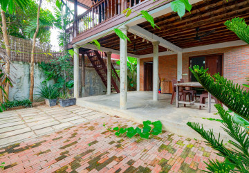 2 Bedroom Wooden House For Rent - Slor Kram, Siem Reap thumbnail