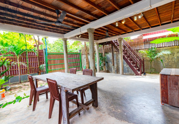 2 Bedroom Wooden House For Rent - Slor Kram, Siem Reap thumbnail