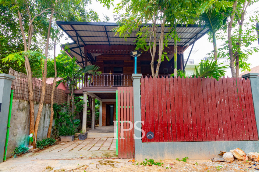 2 Bedroom Wooden House For Rent - Slor Kram, Siem Reap