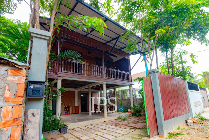 2 Bedroom Wooden House For Rent - Slor Kram, Siem Reap